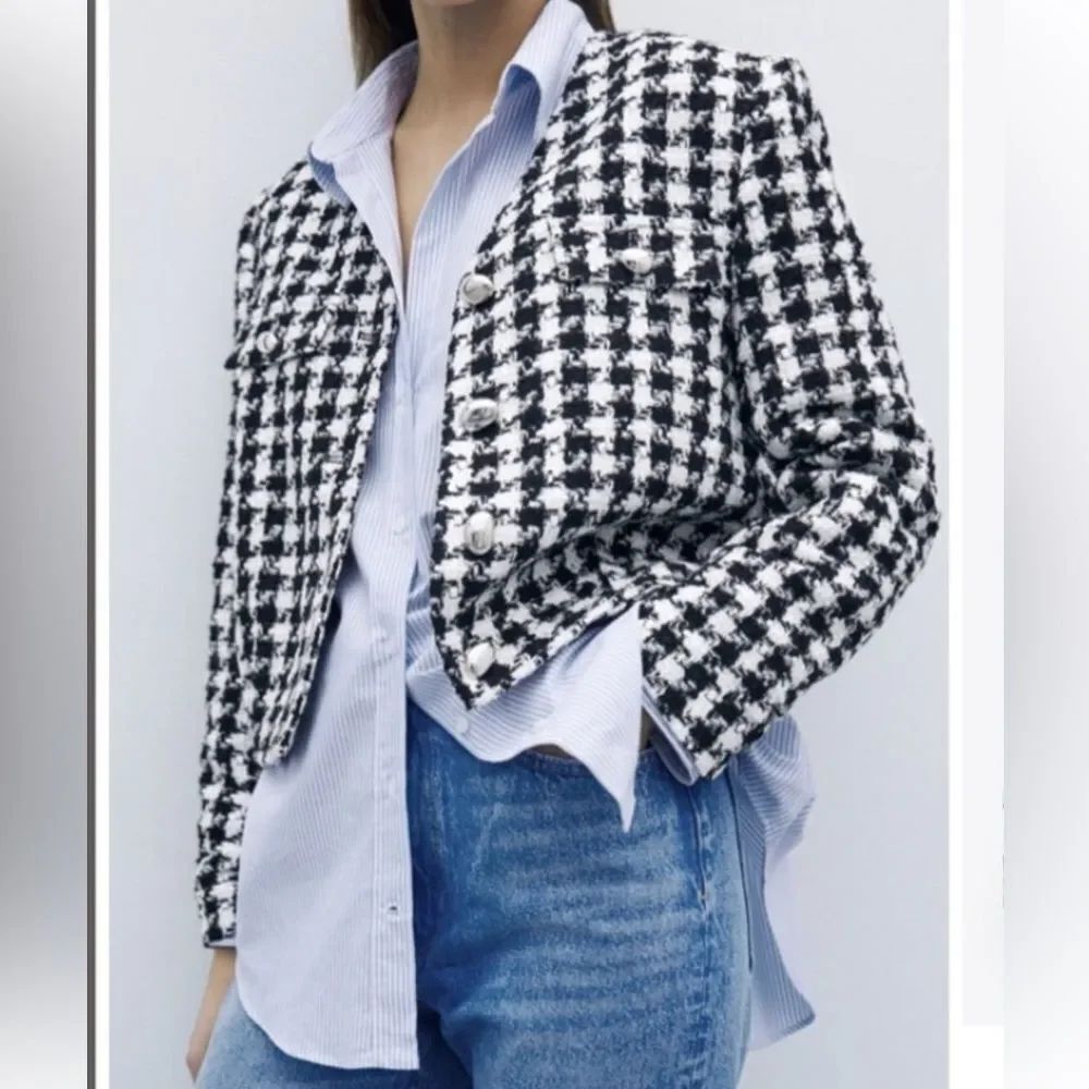 Zara Houndstooth checkered cropped blazer